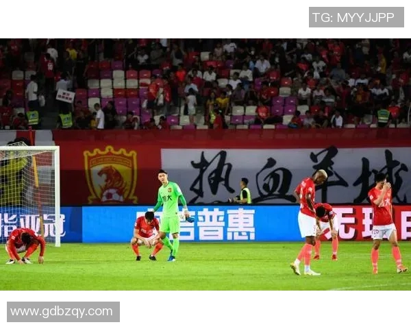 亚冠经典对决恒大与上港精彩录像回放全程回顾