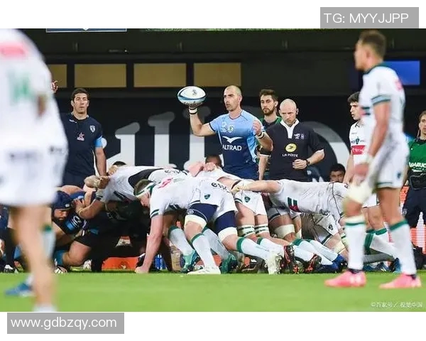 圣马力对决精彩纷呈引发热议球迷期待巅峰对决的背后故事与分析